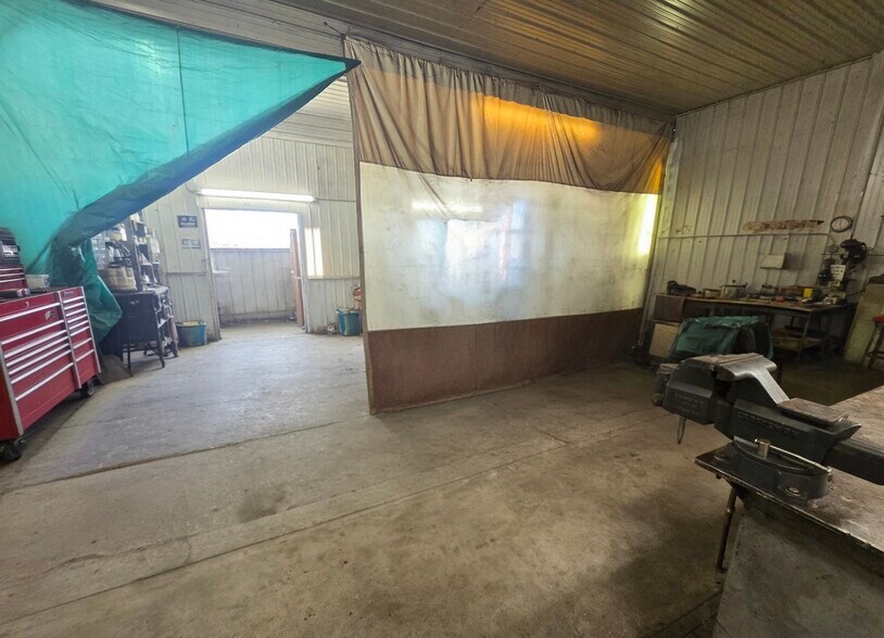 More Photos Of 6640 State Route 5 and 20, Bloomfield Manufacturing For Sale