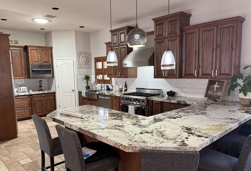 More Photos Of 16029 W Orangewood Ave, Litchfield Park Contractor Storage Yard For Sale