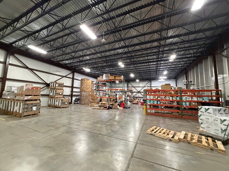 More Photos Of 3158 N Valley Pike, Harrisonburg Warehouse For Lease