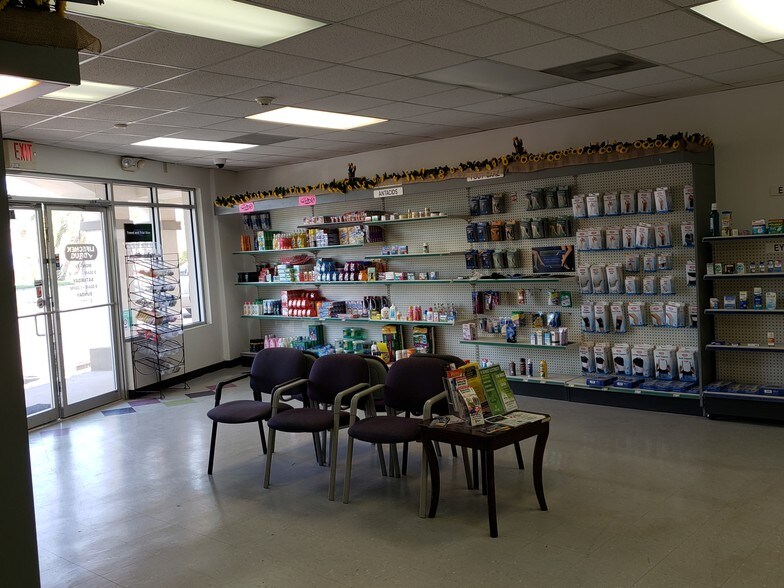 More Photos Of 1623 W Pecan Blvd, McAllen Storefront Retail Office For Lease