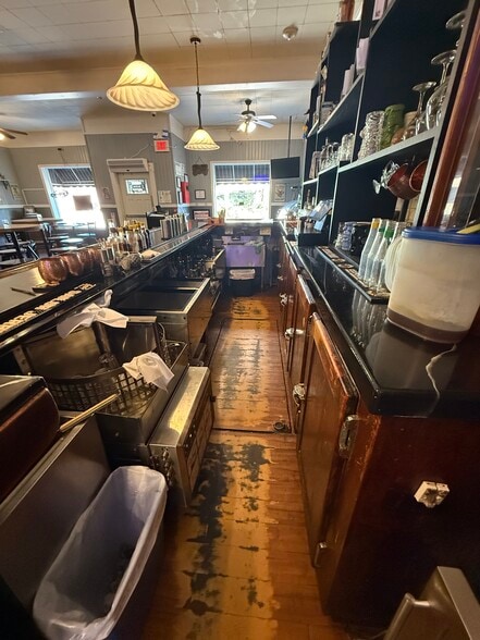 More Photos Of 1213 Ridge Rd, Lackawanna Restaurant For Sale