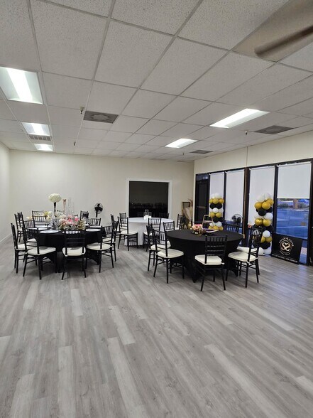 More Photos Of 1011-1021 Mason St, Vacaville Unknown For Lease