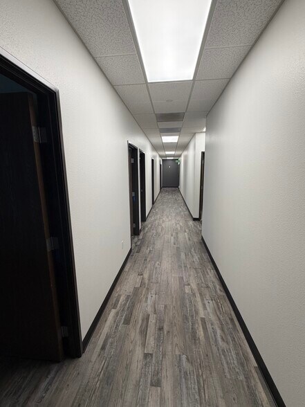 More Photos Of 13927 Saticoy St, Panorama City Movie Radio TVStudio For Lease
