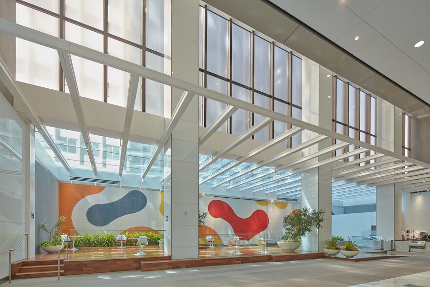 More Photos Of 707 Wilshire Blvd, Los Angeles Office For Lease