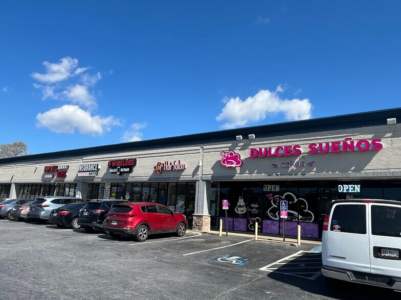 More Photos Of 1210 Rockbridge Rd, Norcross General Retail For Sale