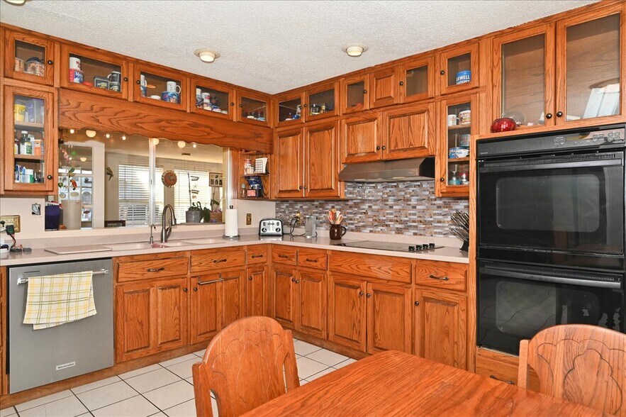 More Photos Of 662 Old Highway 24, Trinity Manufacturing For Sale