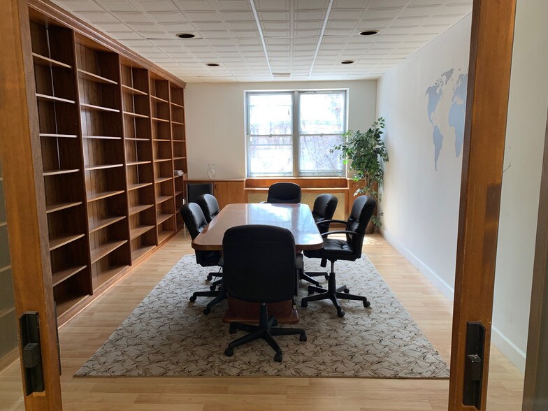 More Photos Of 53-55 Market St, Poughkeepsie Storefront Retail Office For Lease