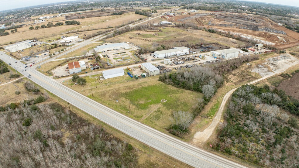More Photos Of 17827 HIGHWAY 35, Pearland Land For Sale