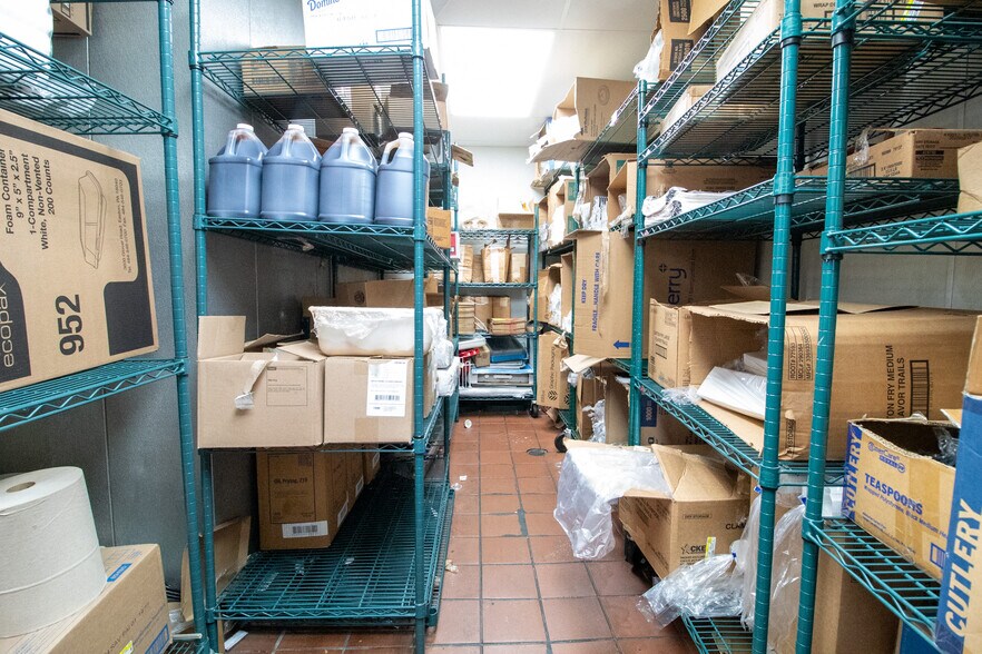 More Photos Of 504 W Vine St, Kissimmee Restaurant For Sale