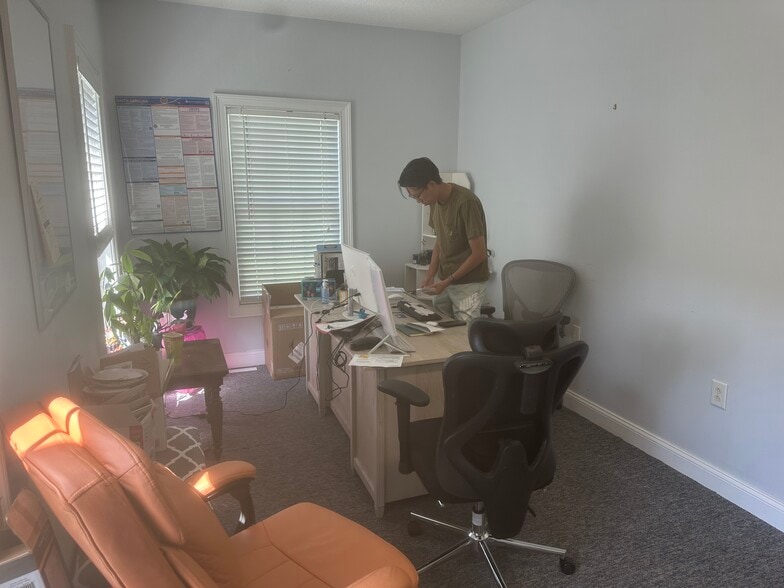 More Photos Of 4214 Mayfair St, Myrtle Beach Office For Lease