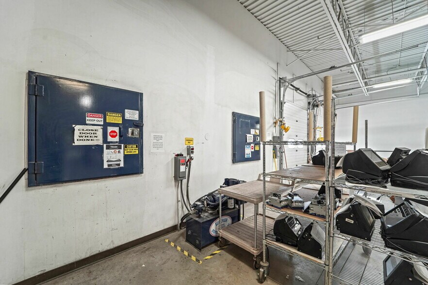 More Photos Of 20 Bomax Dr, Ithaca Manufacturing For Sale