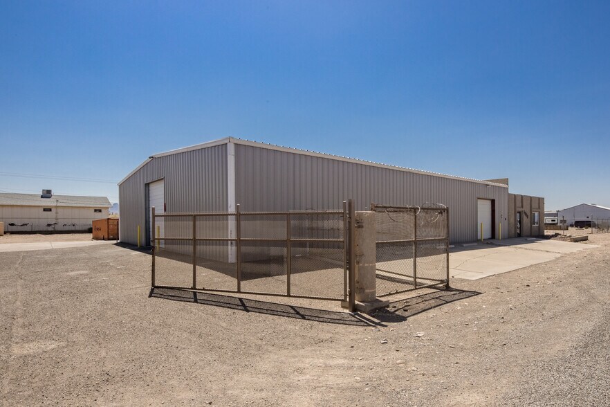More Photos Of 5038 Lakewood Rd, Bullhead City Fort Mohave Warehouse For Sale