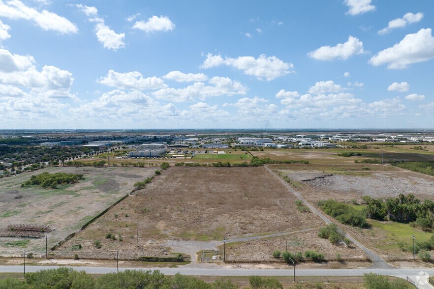 More Photos Of McAllen Near Shoring Campus, McAllen Land For Lease