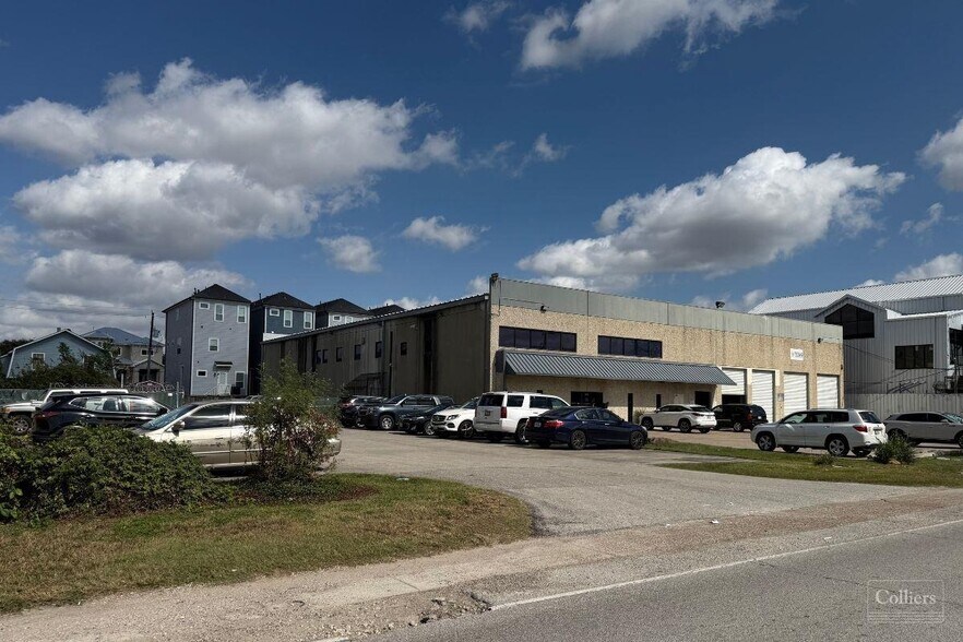 More Photos Of 1239 W. 20th St. & 1225 W. 20th St, Houston Land For Sale