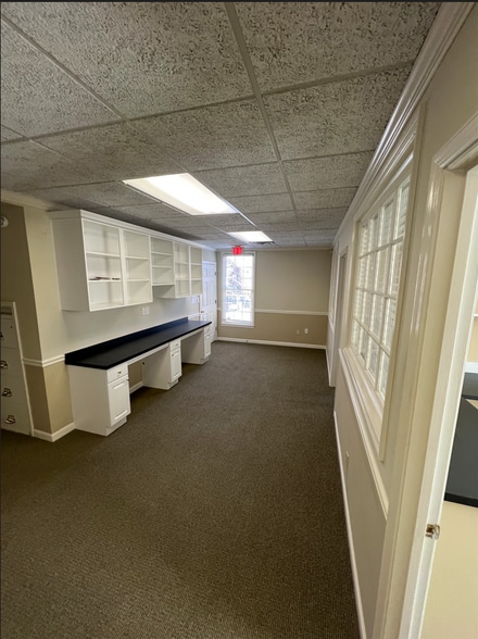 More Photos Of 1827 Powers Ferry Rd SE, Atlanta Unknown For Lease