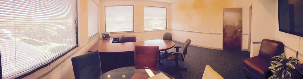 More Photos Of 1802 Williamson Ct, Brentwood Office For Lease