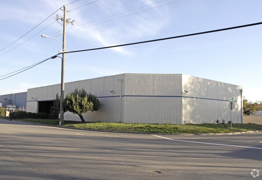More Photos Of 3428 Enterprise Ave, Hayward Warehouse For Lease