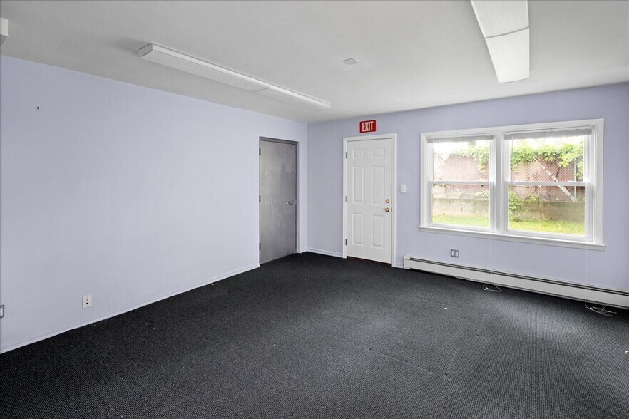 More Photos Of 25-31-25-33 Francis Lewis Blvd, Flushing Office Residential For Sale