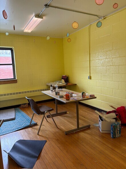 More Photos Of 1011 Gorge Blvd, Akron Office For Sale