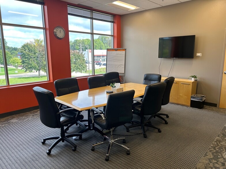 More Photos Of 4800 Olson Memorial Hwy, Golden Valley Office For Lease