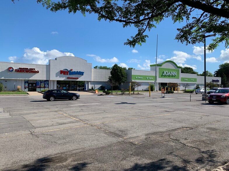 More Photos Of 3042 Ridge Rd W, Greece Unknown For Lease