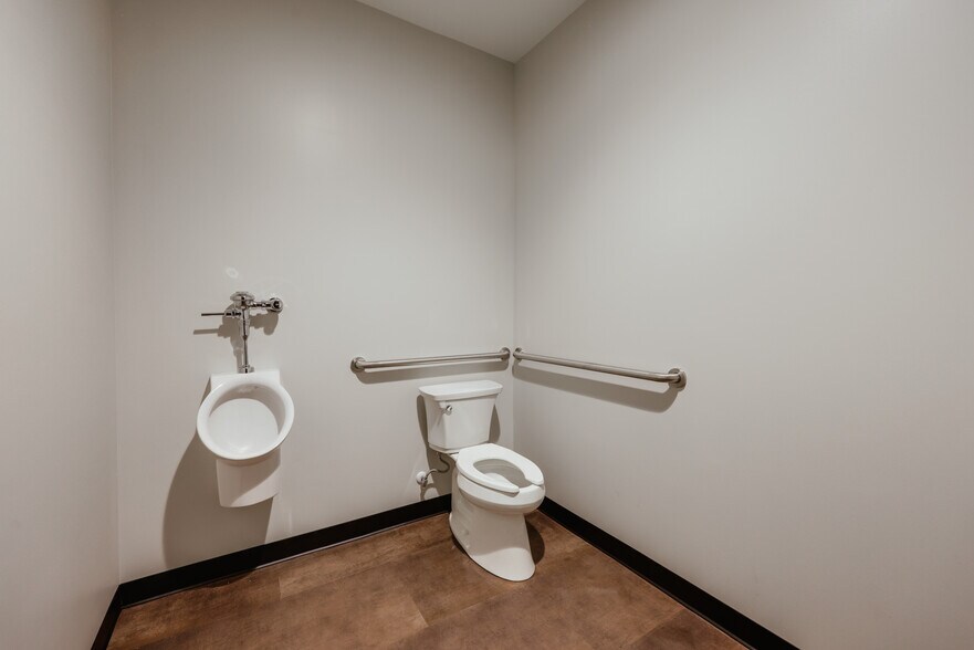 More Photos Of 1725 Electric Ave, Watkinsville Medical For Lease