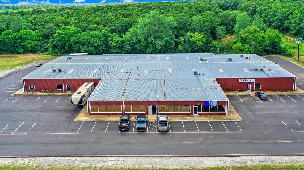 More Photos Of 4006 Texoma Pky, Denison General Retail For Sale