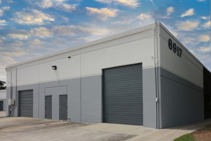 More Photos Of 8917 Western Way, Jacksonville Unknown For Lease