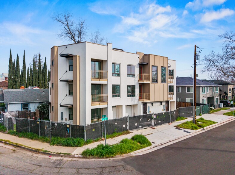 Primary Photo Of 2031 30th St, Sacramento Apartments For Sale