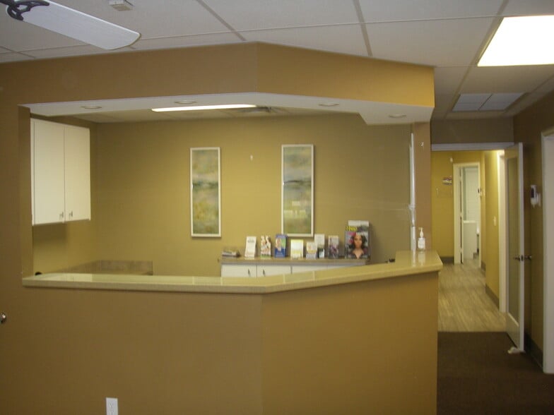 More Photos Of 101-113 NE 19th Dr, Okeechobee Medical For Sale