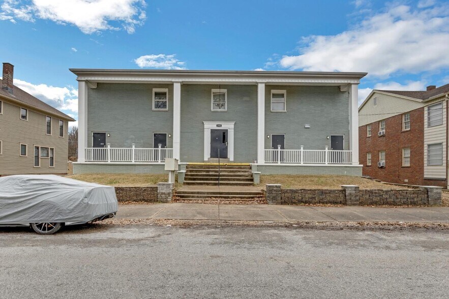 More Photos Of 1320 Parrett St, Evansville Apartments For Sale