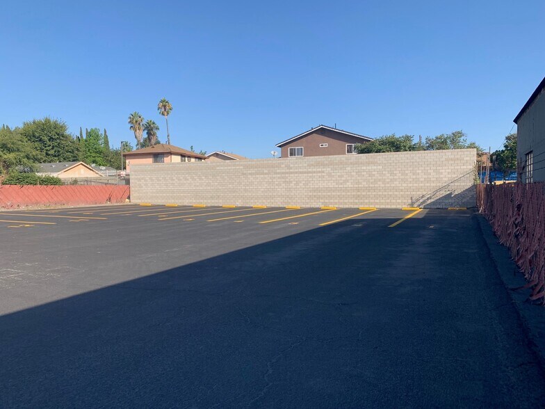 More Photos Of 4843 Cecilia St, Cudahy Land For Lease