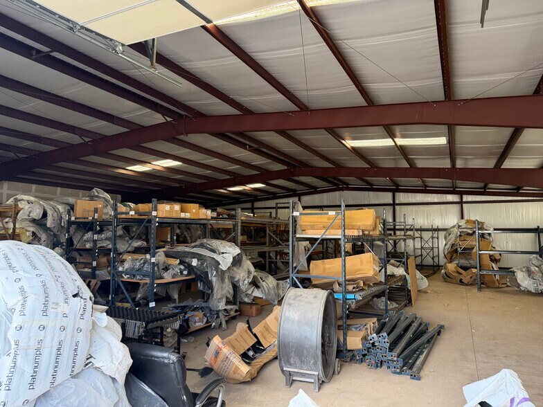 More Photos Of 41 Hart St, Nashville Warehouse For Lease