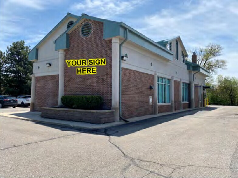 More Photos Of 35 W Long Lake Rd, Bloomfield Hills Bank For Lease