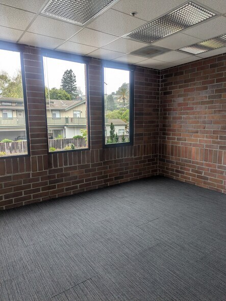 More Photos Of 133 Mission St, Santa Cruz Medical For Lease