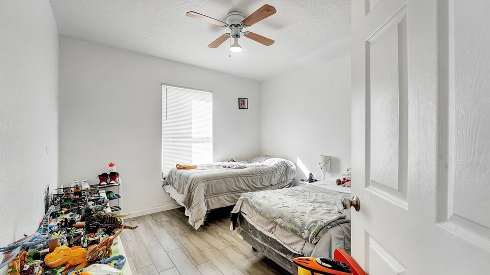 More Photos Of , Wellington Multifamily For Sale