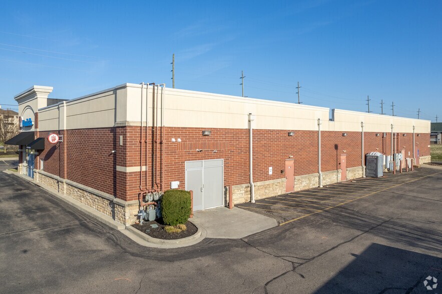 More Photos Of 8288 Cincinnati Dayton Rd, West Chester Unknown For Lease