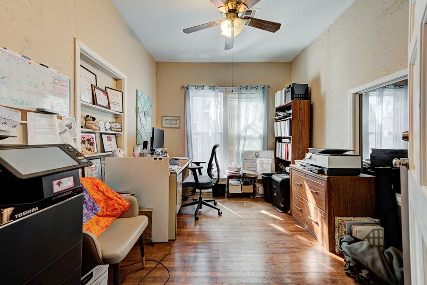 More Photos Of , El Reno Office For Sale