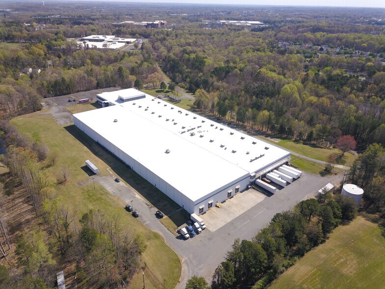 Primary Photo Of 6900 Morris Estate Dr, Charlotte Manufacturing For Lease