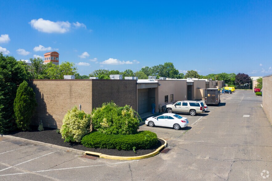 More Photos Of 7905 Browning Rd, Pennsauken Unknown For Lease