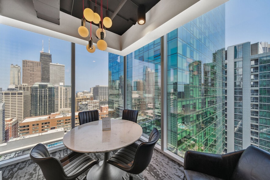 More Photos Of 200 E Illinois St, Chicago Apartments For Sale