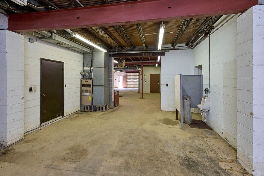 More Photos Of 6328 Elk River Rd, Clendenin Auto Repair For Sale