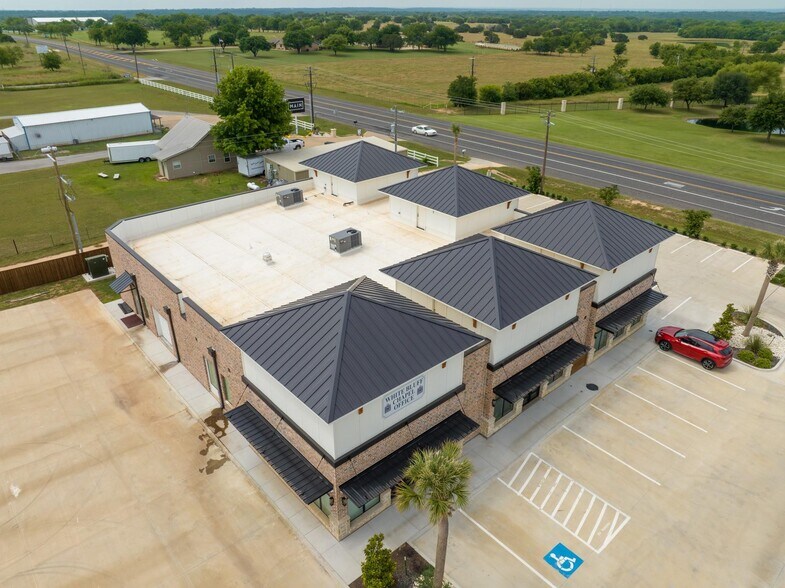 More Photos Of 5536 FM 933 #101, Whitney Flex For Lease