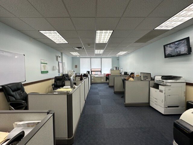 More Photos Of 12812 18th Ave, College Point Warehouse For Lease