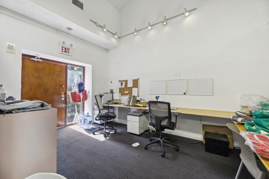 More Photos Of 35 Belden Pl, Montclair Loft Creative Space For Sale
