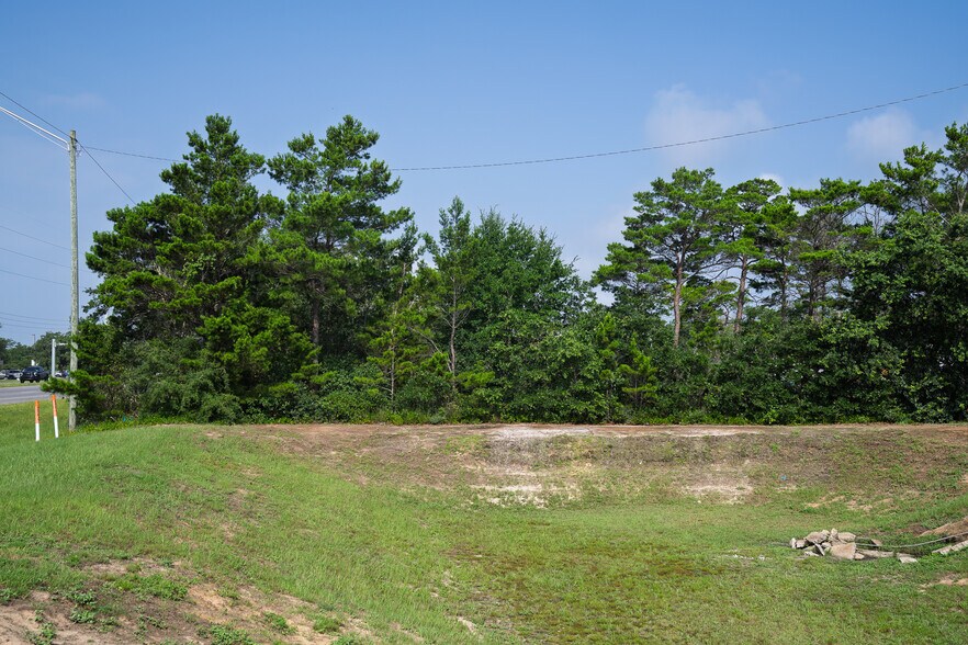 Primary Photo Of 4282 Gulf Breeze Pkwy, Gulf Breeze Land For Sale