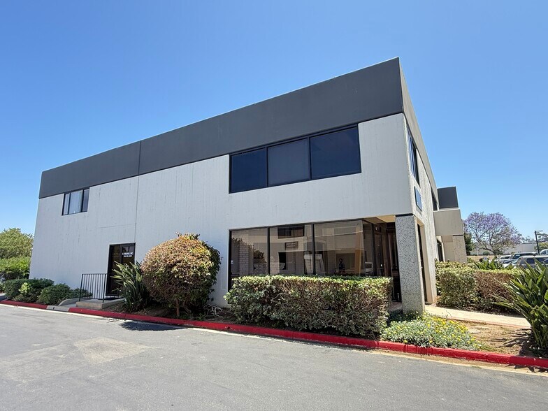 More Photos Of 5731 Palmer Way, Carlsbad Research And Development For Lease