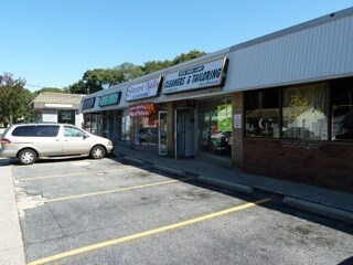 More Photos Of 1 Park Ln, Massapequa General Retail For Sale