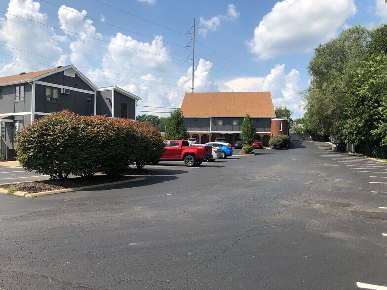 More Photos Of , Cranberry Township General Retail For Sale