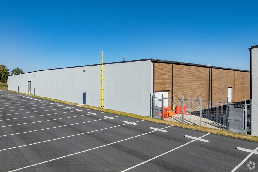 More Photos Of 1791 Mount Zion Rd, Morrow Warehouse For Lease